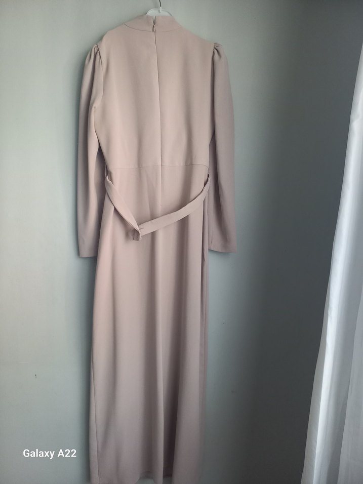 Bej Uzun Kollu Modern Klasik Elbise - Görsel 2