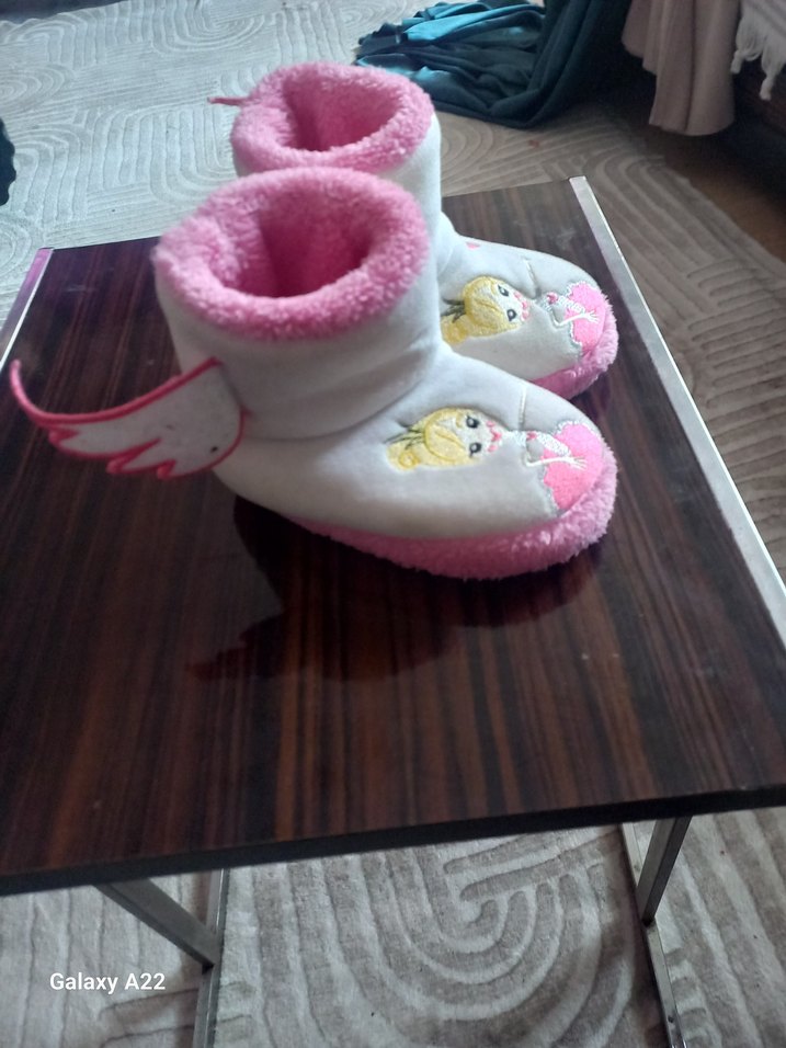 Kız Çocuk Pembe Nakışlı Sıcak Terlik - Görsel 4