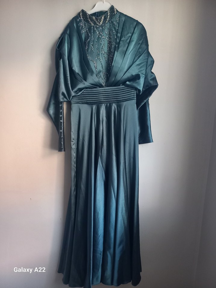 Turkuaz Uzun Kollu İşlemeli Kadın Abiye Elbise - Görsel 4