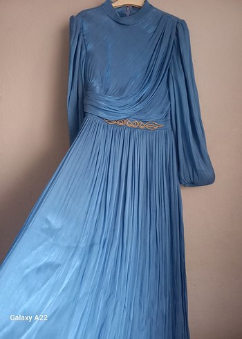 Mavi Uzun Drapeli Kadın Abiye Elbise - Görsel 2