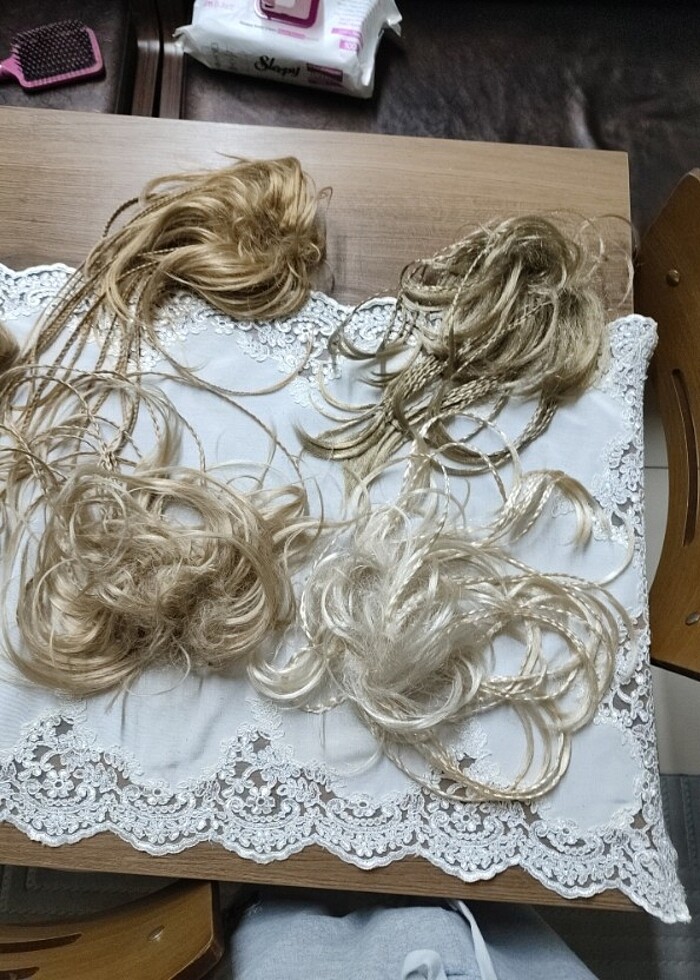 At kuyruğu ve dağınık topuz lastikleri - Görsel 2