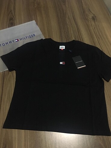 Tommy hilfiger siyah tişört