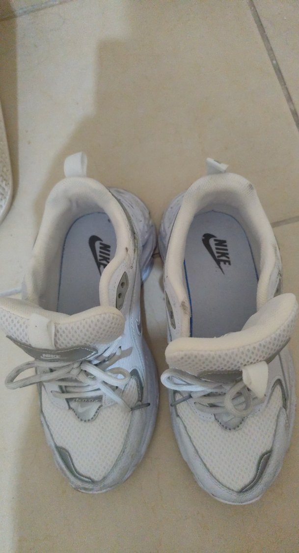 Nike Beyaz Gri Spor Ayakkabı - Görsel 3