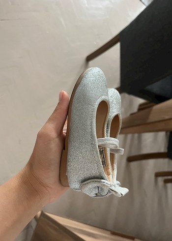 Kız Çocuk Gri Tokalı Babet Ayakkabı - Görsel 3