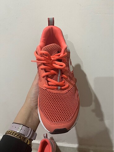 37 Beden Decathlon spor ayakkabı