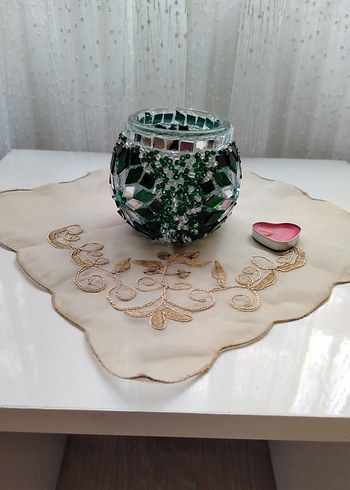 Beden yeşil Renk Yeşil Mozaik Desenli Mumluk