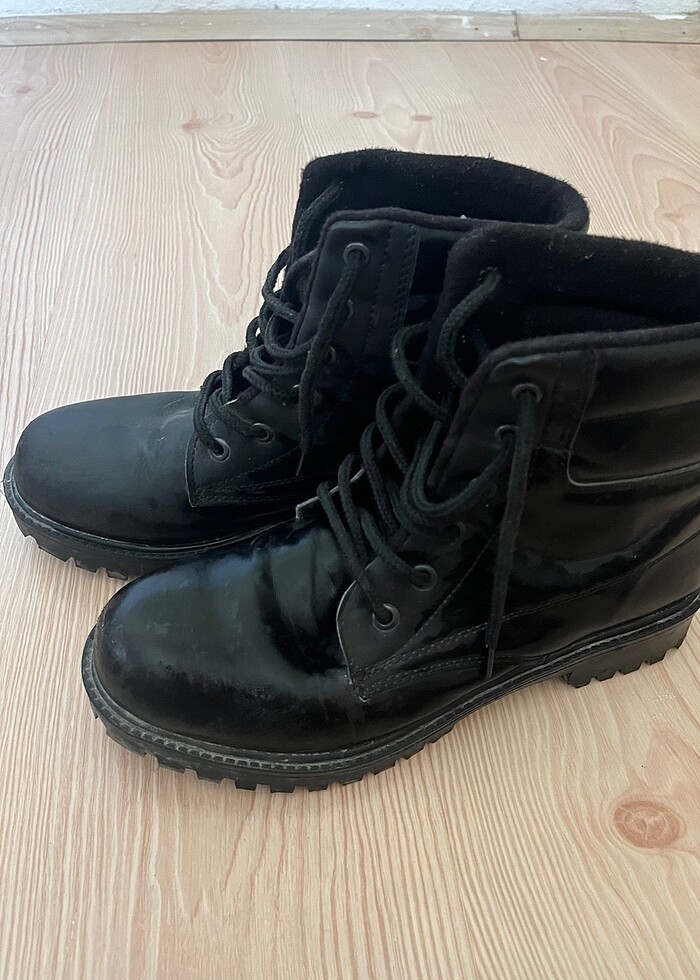 Bağcıklı bot - Görsel 3