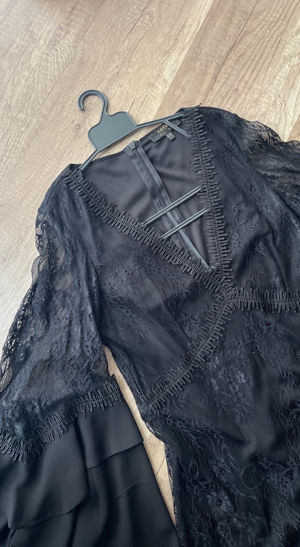 V Yaka Siyah Dantel Uzun Kollu Uzun Elbise - Görsel 4