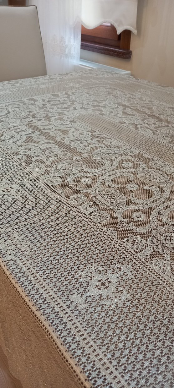 12 kişilik masa için kendinden desenli  Klasik Masa Örtüsü - Görsel 3