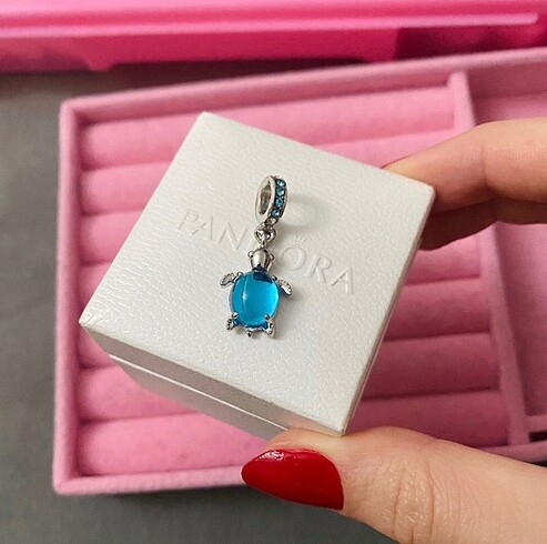 mavi kaplumbağa charm