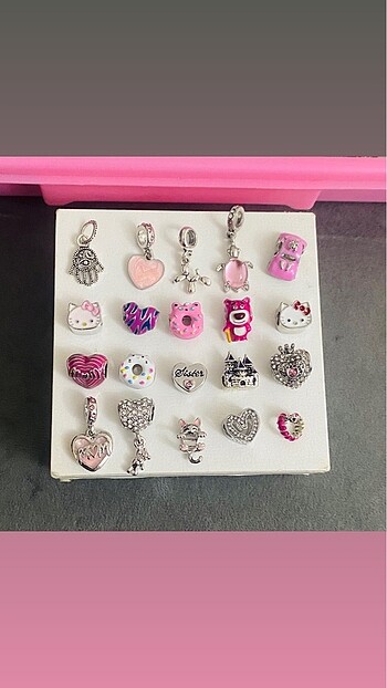 pembe charm modelleri