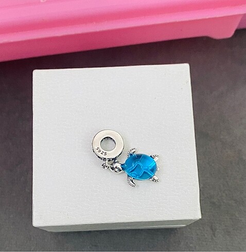 Pandora mavi kaplumbağa charm