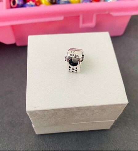 Pandora kalpli charm