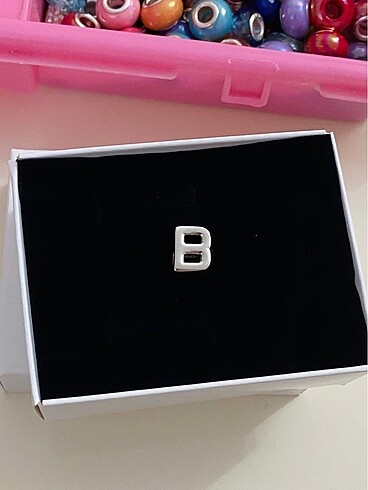 B harf charm