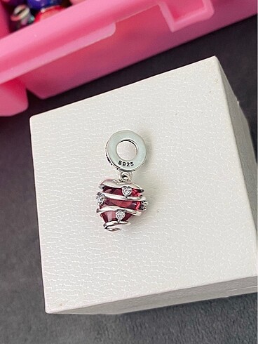 Pandora pembe kalp charm