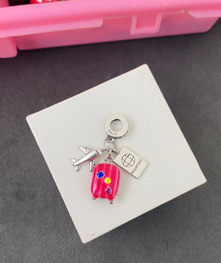 pembe Charm - Seyahat Temalı - Görsel 3