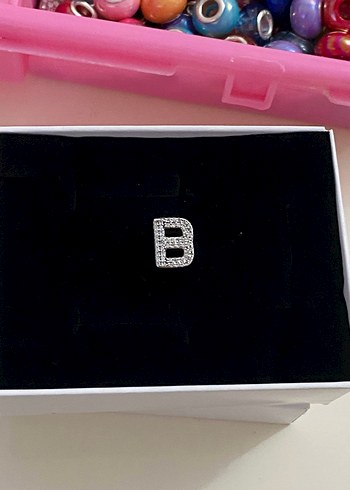 taşlı Gri 'B' Harfi Kadın Charm - Görsel 2