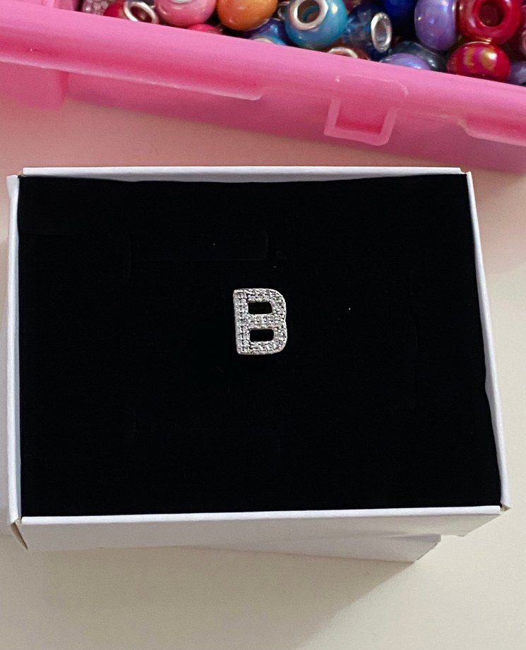 taşlı Gri 'B' Harfi Kadın Charm - Görsel 2