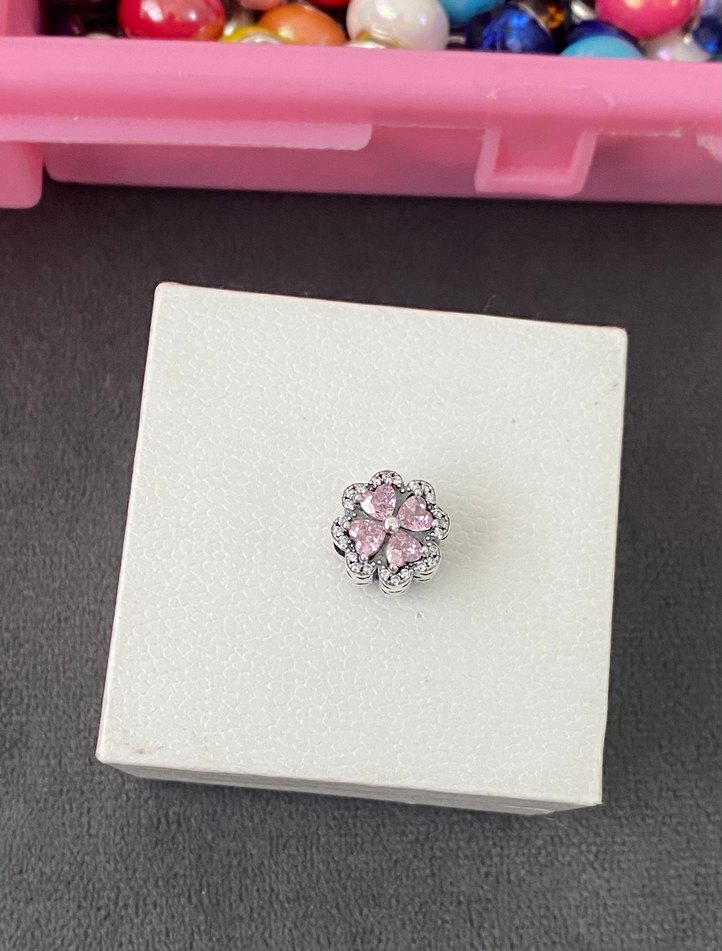 yonca charmı - Görsel 2