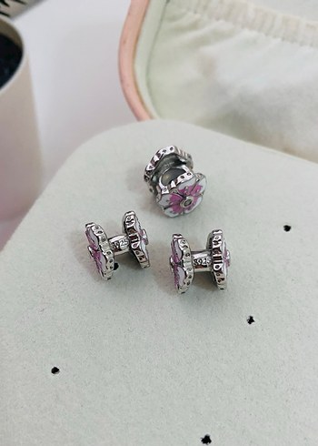 Pembe Çiçekli Charm - Görsel 2