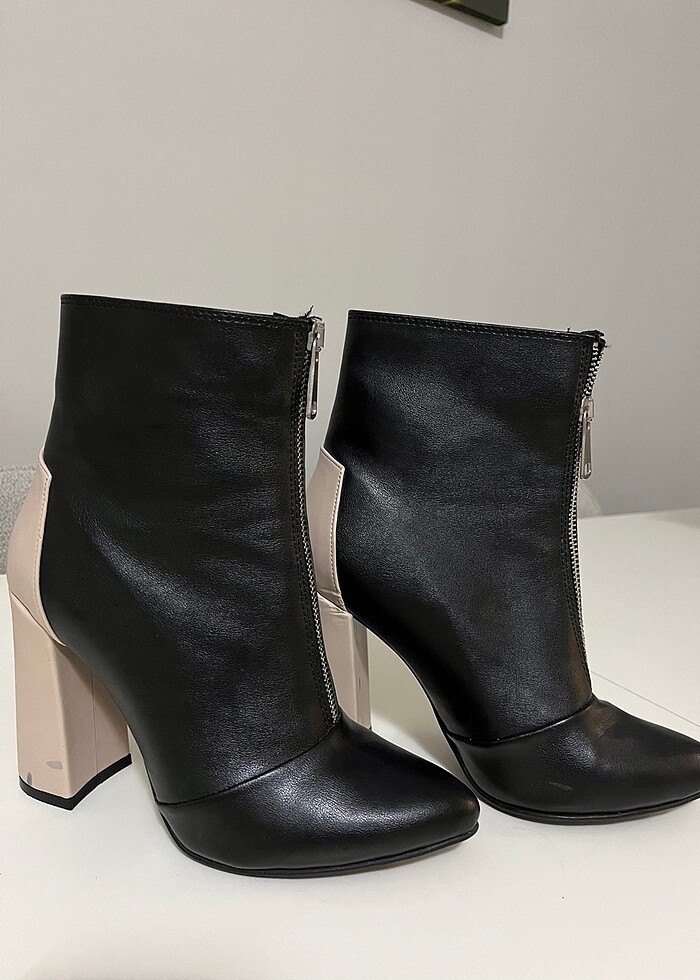 Bayan bot - Görsel 3