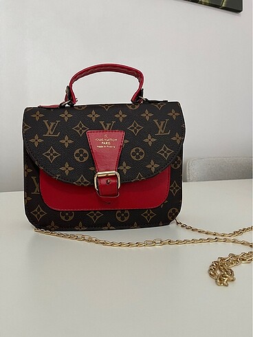 Louis Vuitton Çapraz Çanta