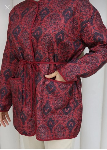 Etnik Desenli Kapitone Ceket - Görsel 4