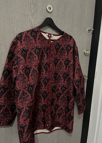 Etnik Desenli Kapitone Ceket - Görsel 10