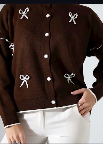 Fiyonklu Hırka - Görsel 2