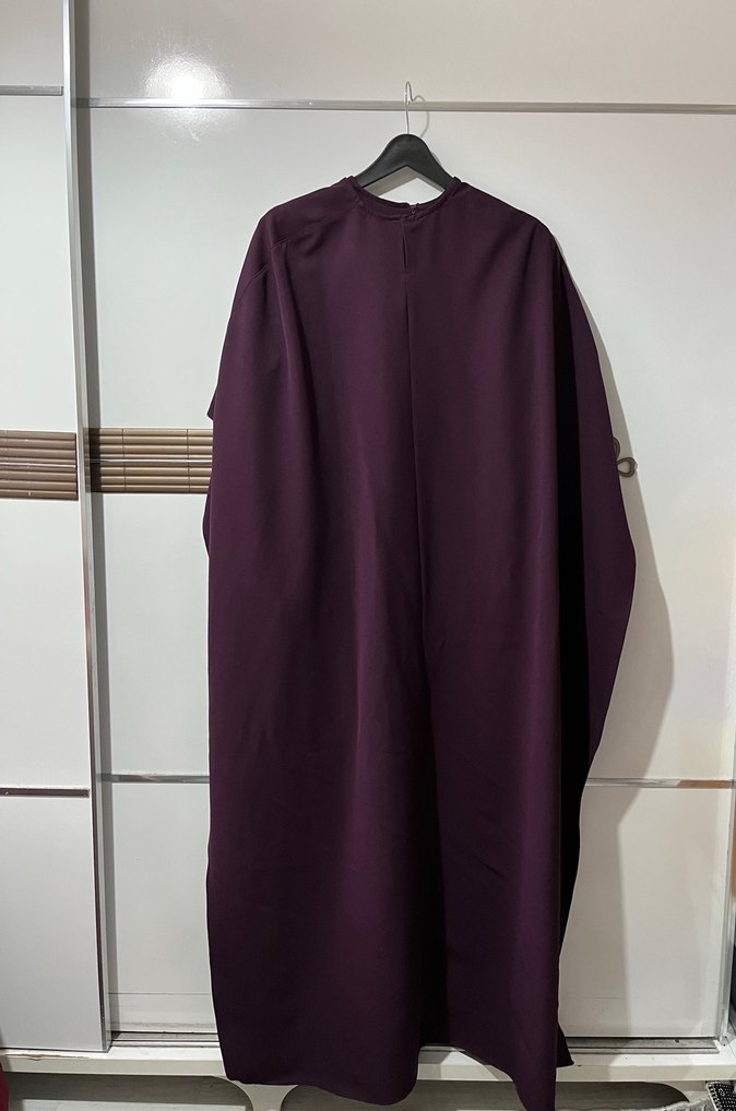 Pelerinli Tesettür Elbise - Görsel 5