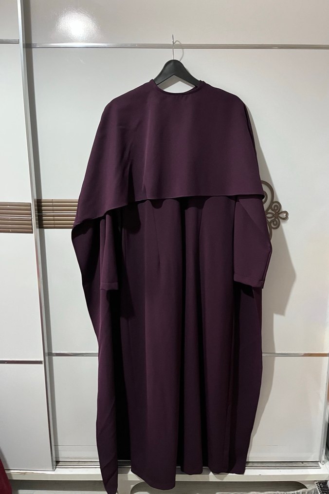 Pelerinli Tesettür Elbise - Görsel 3