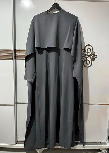 Pelerinli Tesettür Elbise - Görsel 3