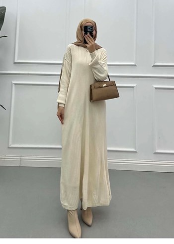 Tesettür Triko Elbise - Görsel 3