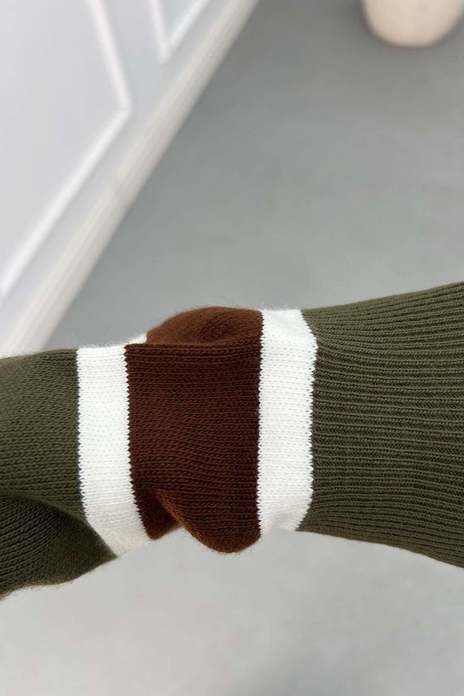 Tesettür Triko Takım - Görsel 4