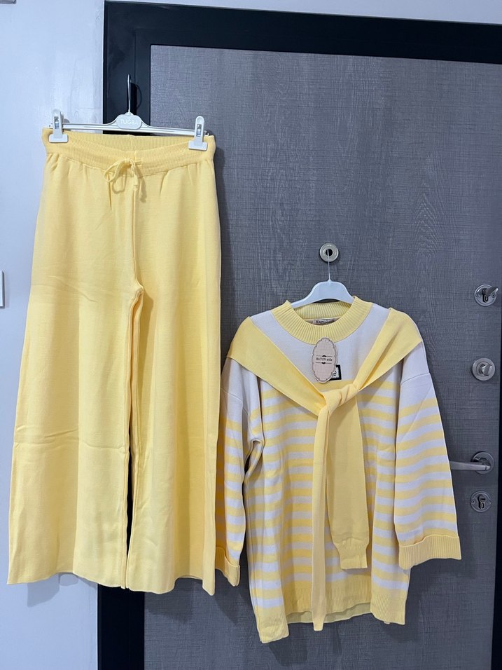 Sarı Çizgili Triko Kadın Takım - Görsel 5