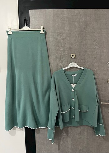 Etekli Triko Takım - Görsel 6