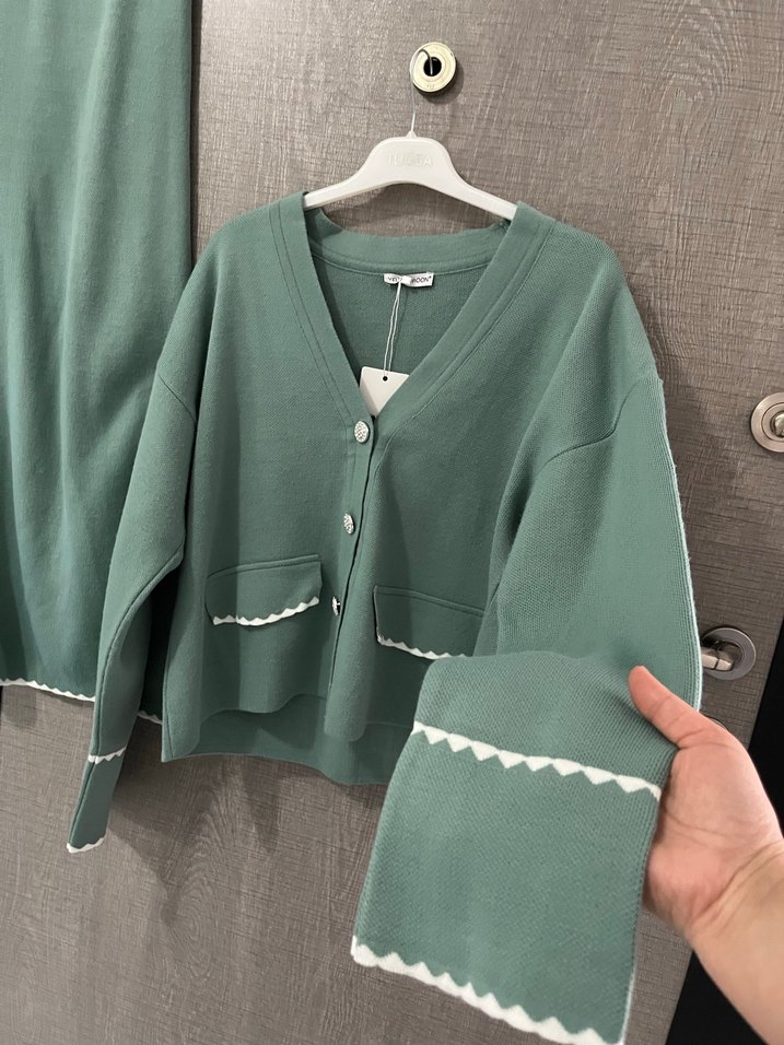 Etekli Triko Takım - Görsel 5