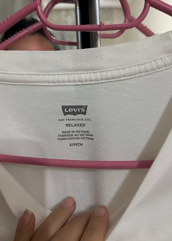 Levi's Beyaz Baskılı Kadın Tişört - Görsel 2