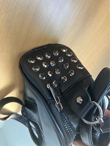 Siyah çanta - Görsel 6