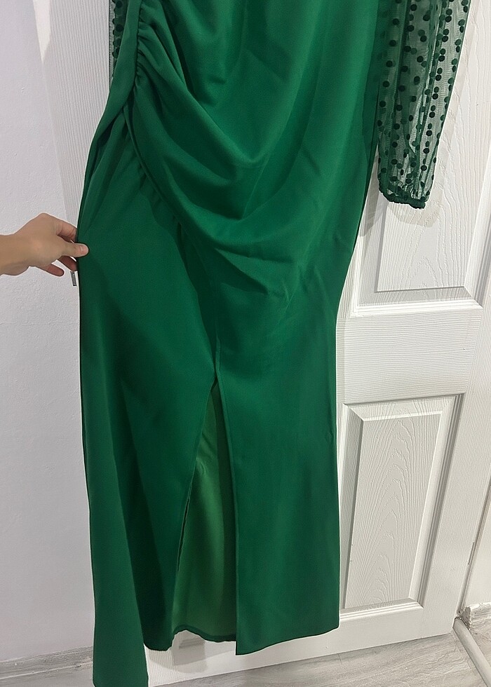 Puantiyeli Yeşil Abiye - Görsel 2