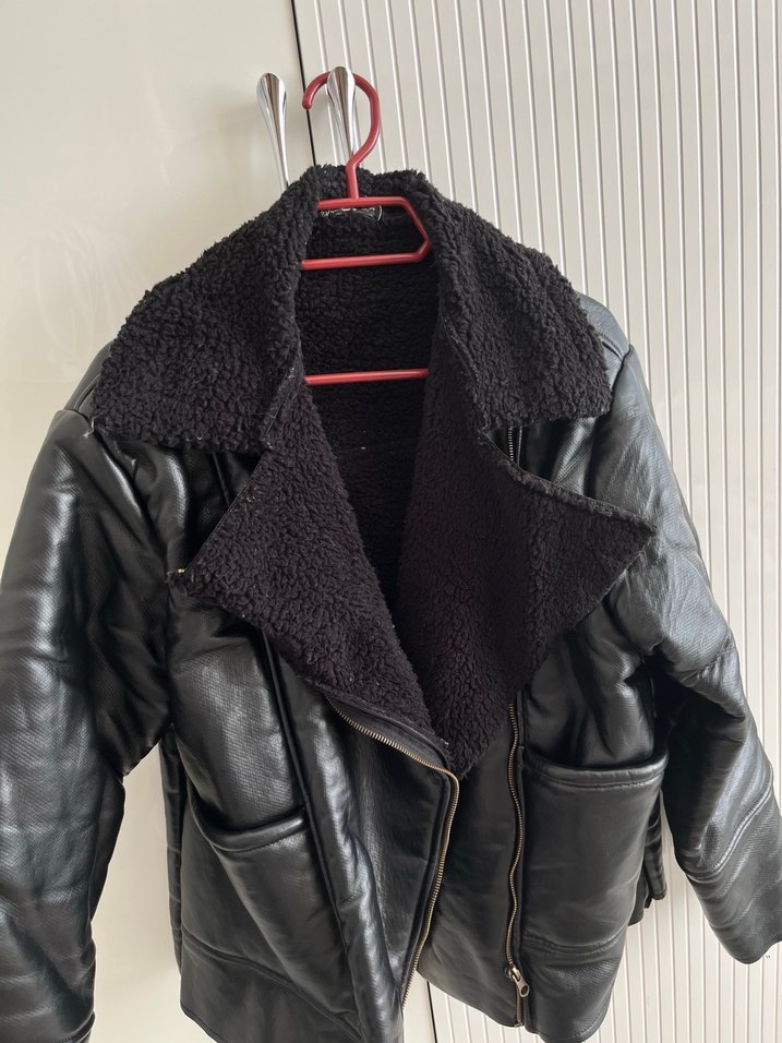 Siyah Kürklü Deri Kadın Kışlık Ceket - Görsel 2