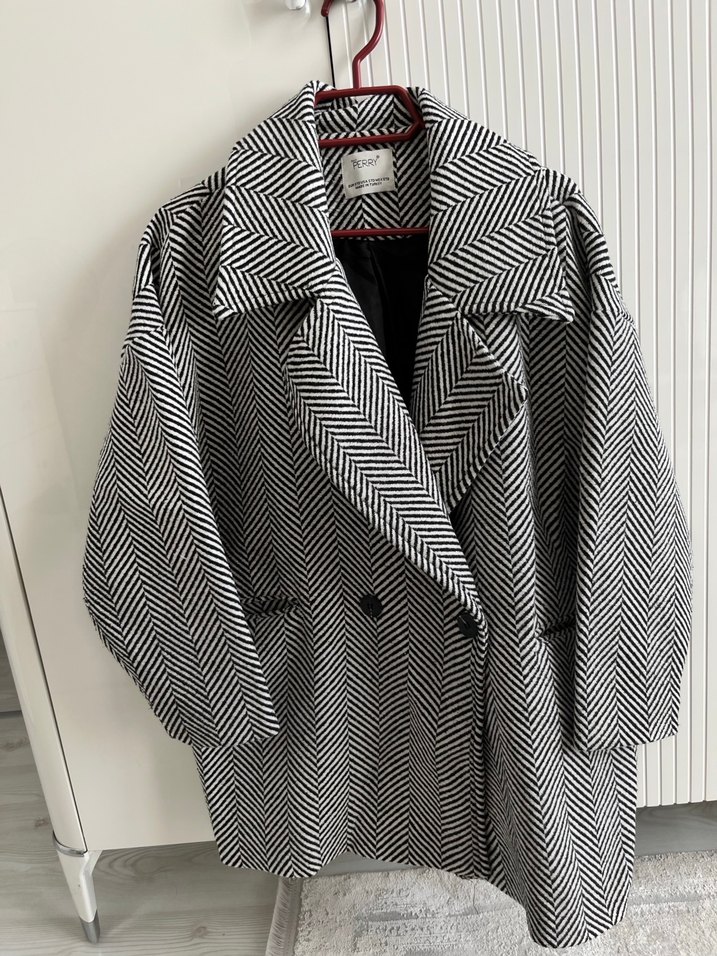 Gri Oversize Kadın Kaban - Görsel 3