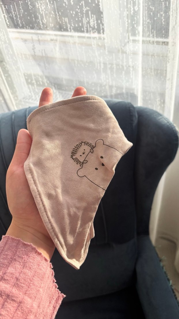 Bebek için pastel renkli baskılı önlük - Görsel 2