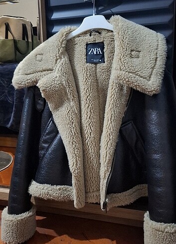 Zara mont