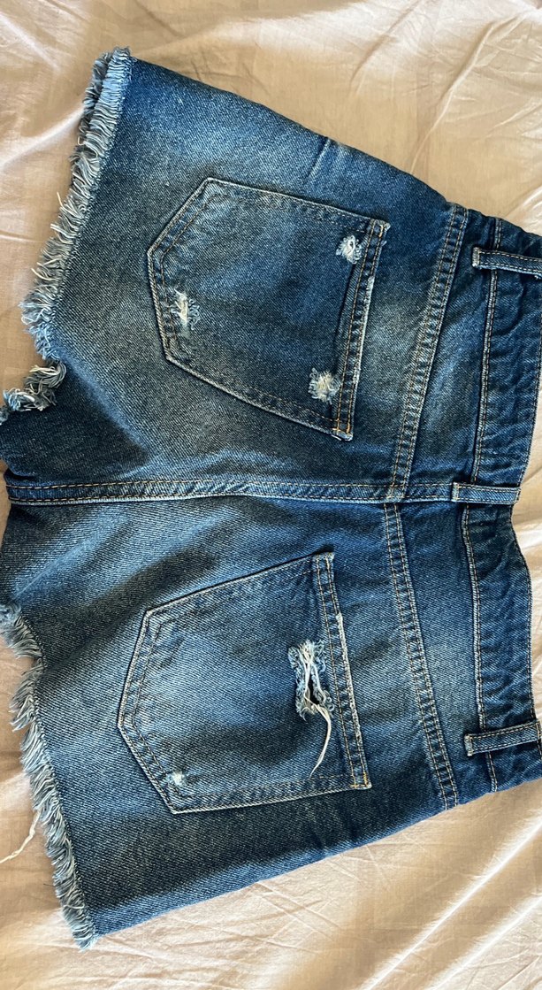 Düğmeli Koyu Mavi Kadın Mini Denim Şort - Görsel 2