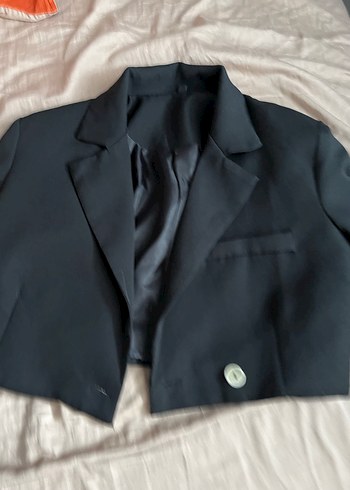 Trendyol & Milla Kısa blazer