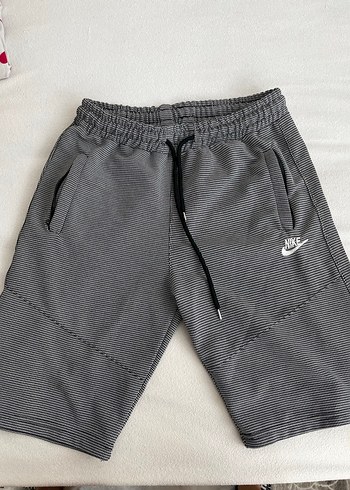 Gri Nike Elastik Bel Erkek Şort