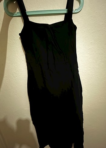 Siyah Yırtmaçlı Uzun Elbise - Görsel 2