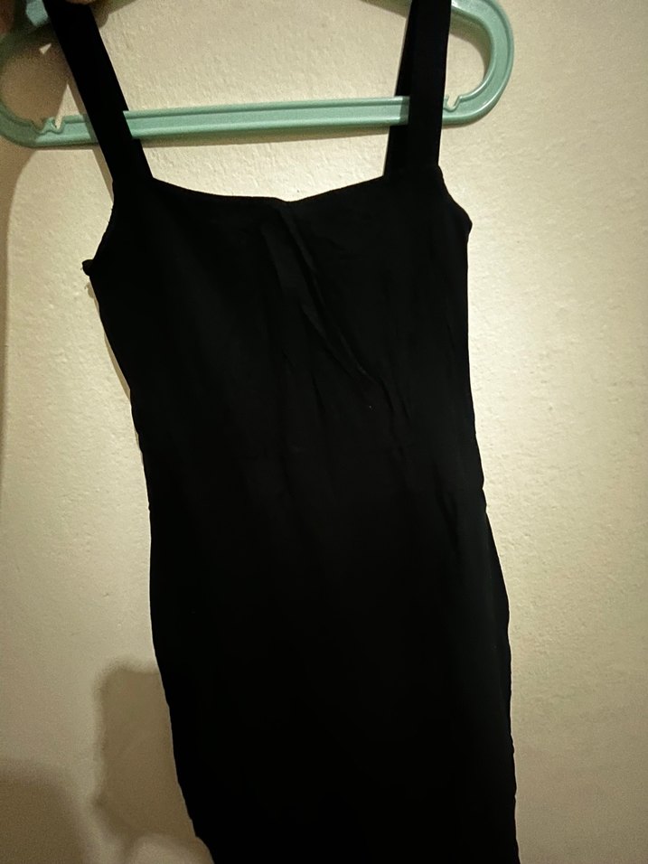 Siyah Yırtmaçlı Uzun Elbise - Görsel 4