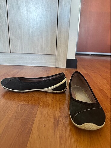 38 Beden Ecco babet
